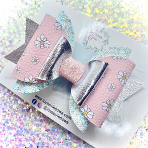 Amity Double Glitter Bow