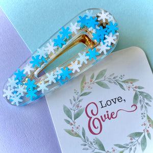 Snowflakes Triangular Clip