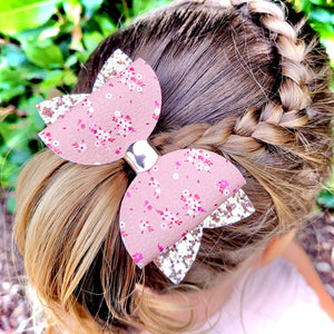 Hazel Signature Clip Bow