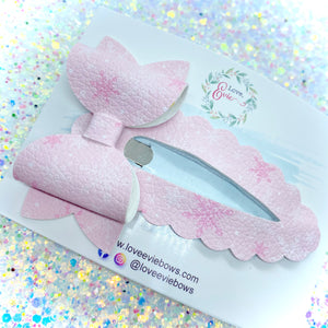 Pink Snowflakes Jumbo Snap Clip